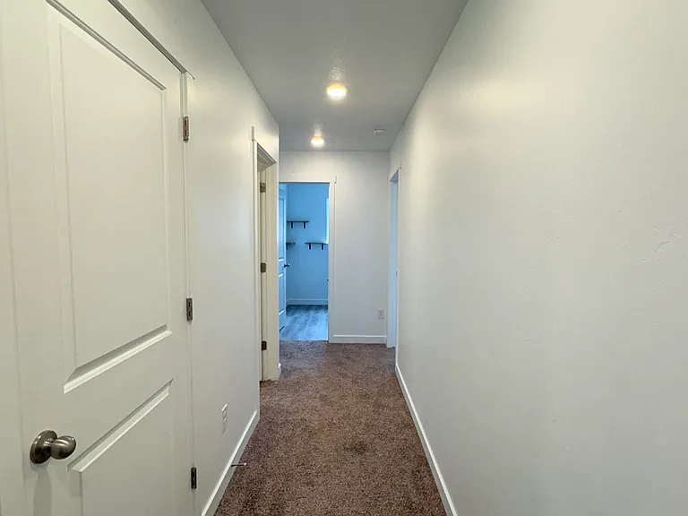 1216 S Raintree Ln — Photo 29
