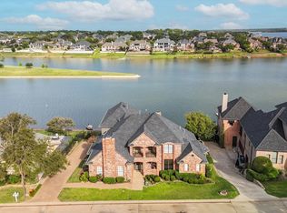 30 Remington Dr W, Highland Village, TX 75077