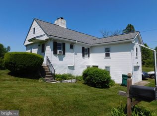 56 Unionville Rd, Douglassville, PA 19518