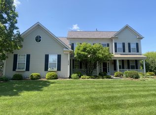 1530 Bridle Ln, Bartlett, IL 60103