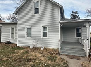 612 W Elm St, Wilber, NE 68465