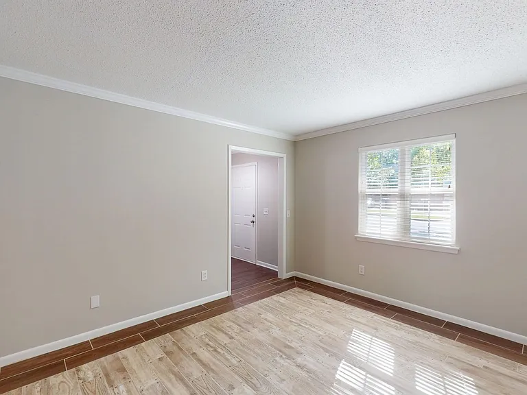 3280 Heathstead Pl — Photo 4