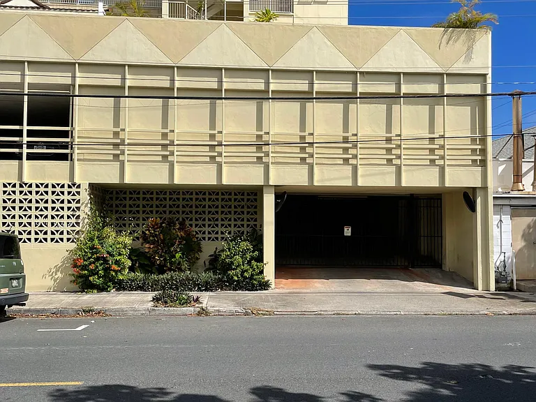 14 Aulike St #501 — Photo 2