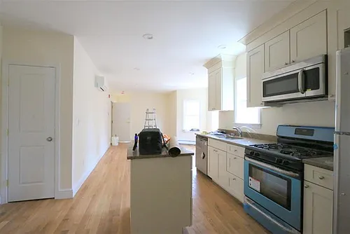 220 Massachusetts Ave Photo 1
