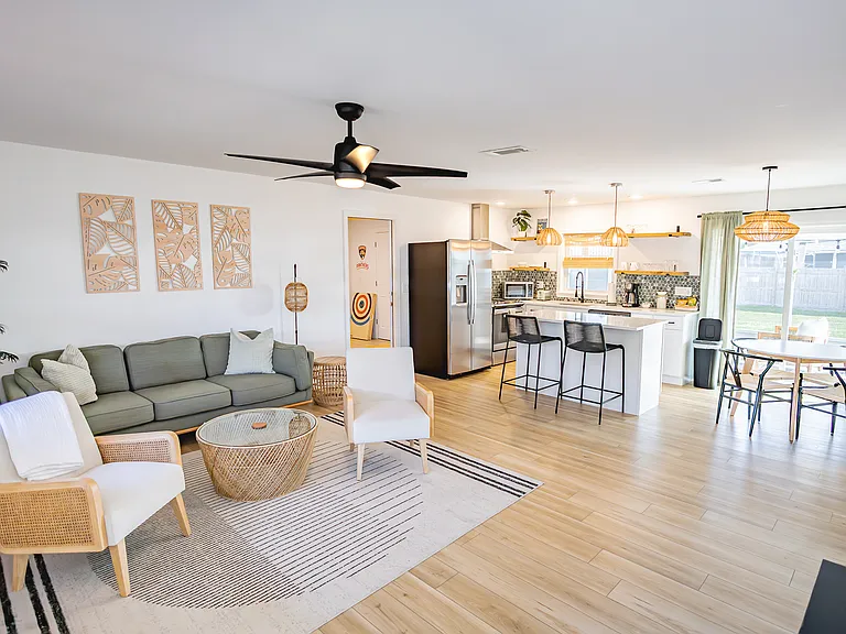 5408 Seagrape Dr — Photo 6