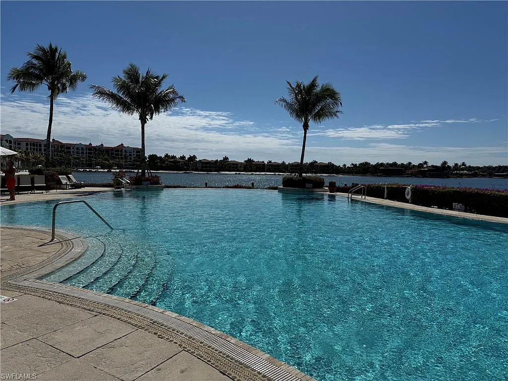 Miromar Lakes Beach And Golf Club — Photo 3