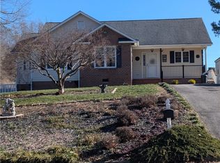 2701 Executive Dr, Chester, VA 23831