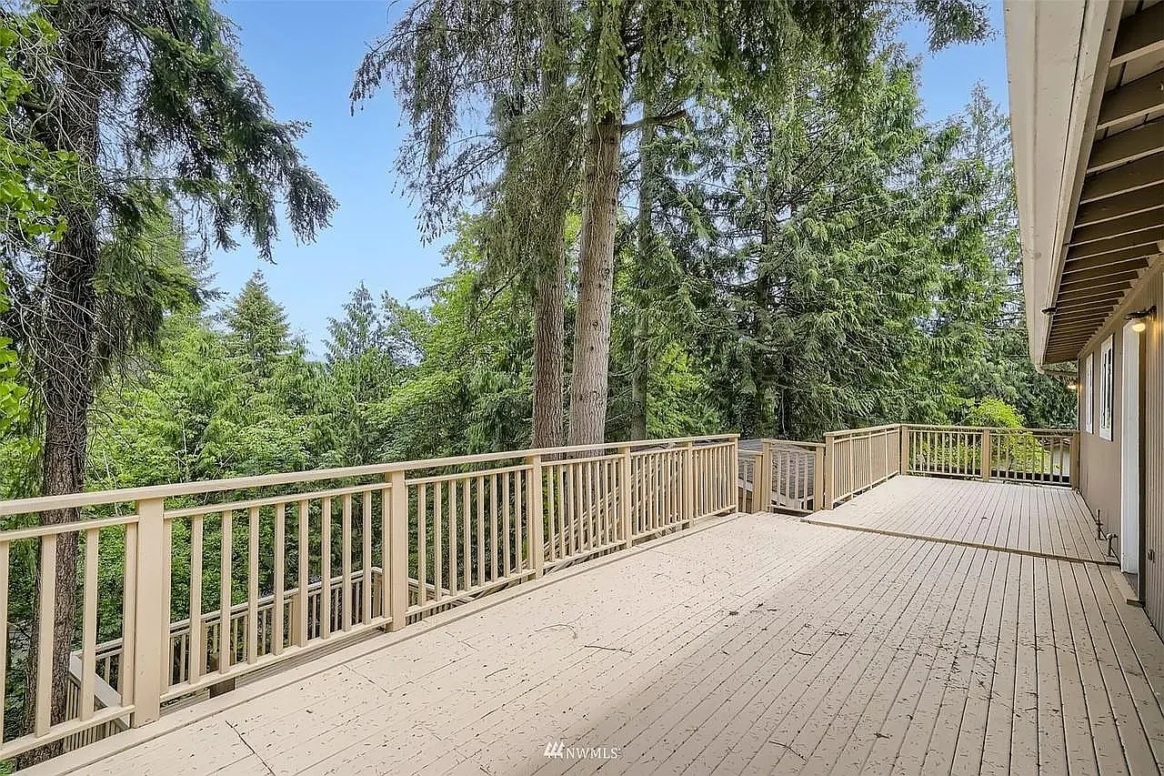Wildwood Blvd SW, Issaquah — Photo 4