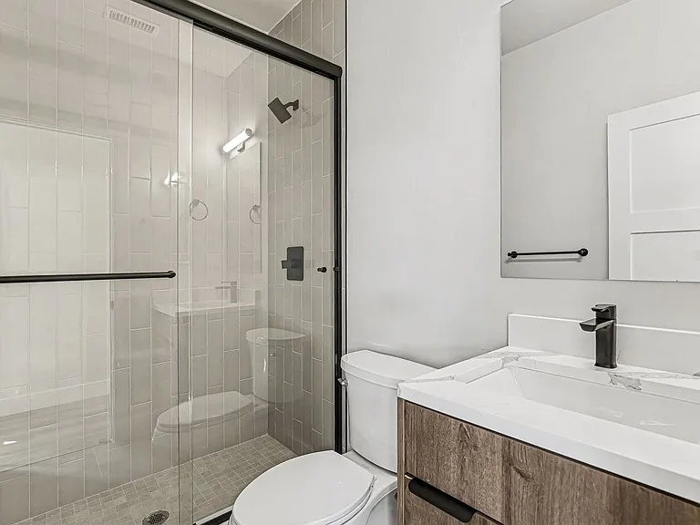 1370 Lowell Blvd — Photo 25