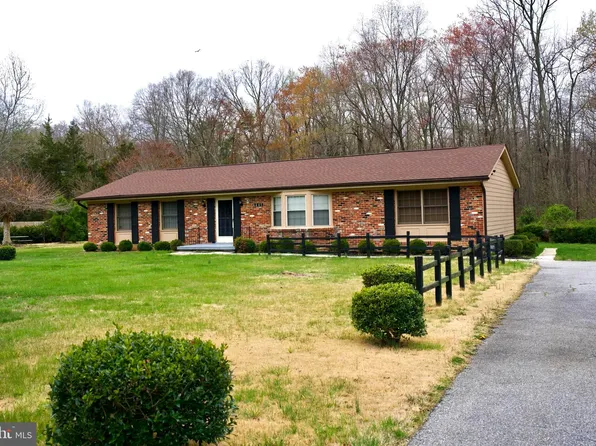 6005 Bumpy Oak Rd, La Plata, MD 20646
