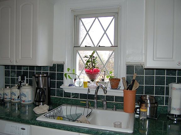 Newly Renovated Kitchen