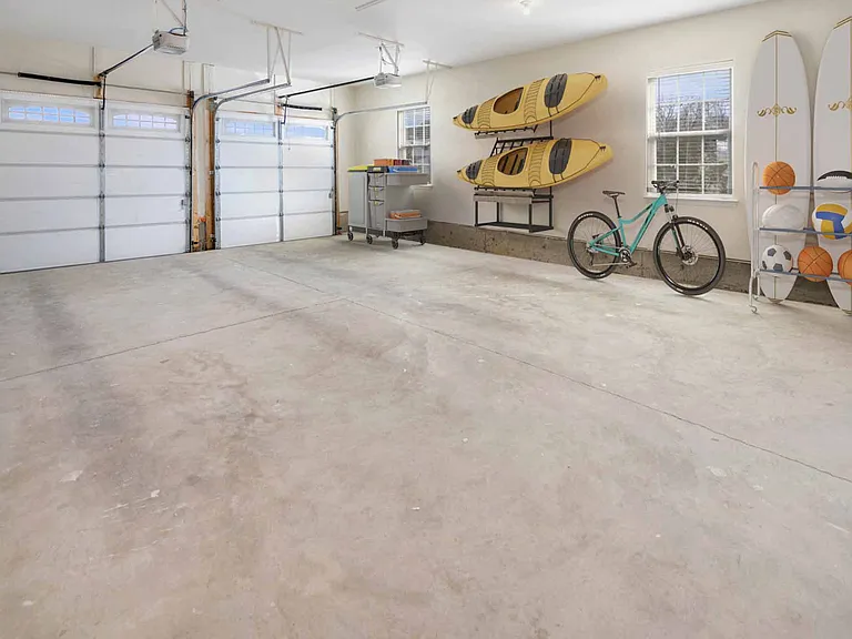 Dodson Court - Twin Homes — Photo 13