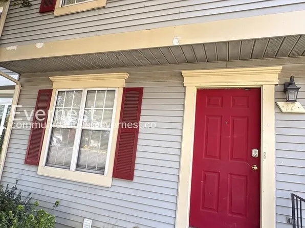 17 Tall Oaks Ct, Stafford, VA 22556