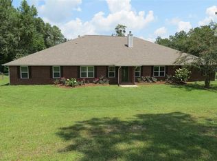 1620 Blanc Ln, Cantonment, FL 32533