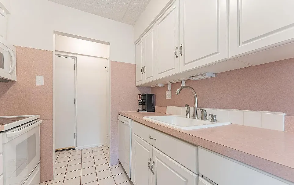 2 bed, 924 sqft, $1,400 — Photo 4