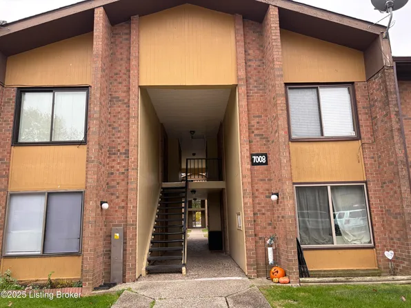 7008 Wildwood Cir APT 63, Louisville, KY 40291