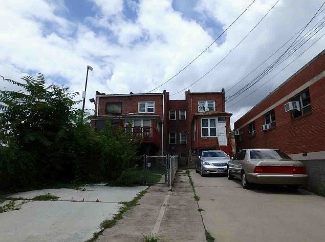 2nd image of 5817 Belair Rd