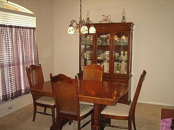 2nd image of 11622 Creekwood Dr