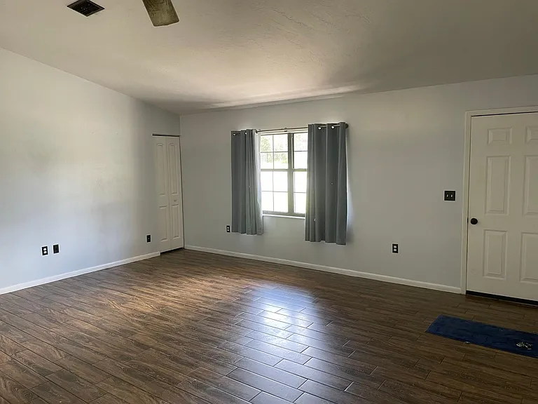 6851 SE 53rd Pl — Photo 3