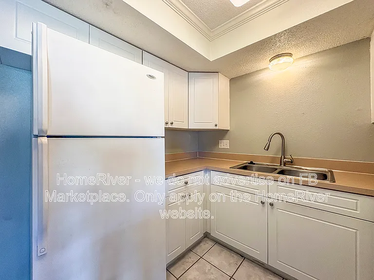 6519 Valerosa Ct #8 — Photo 11