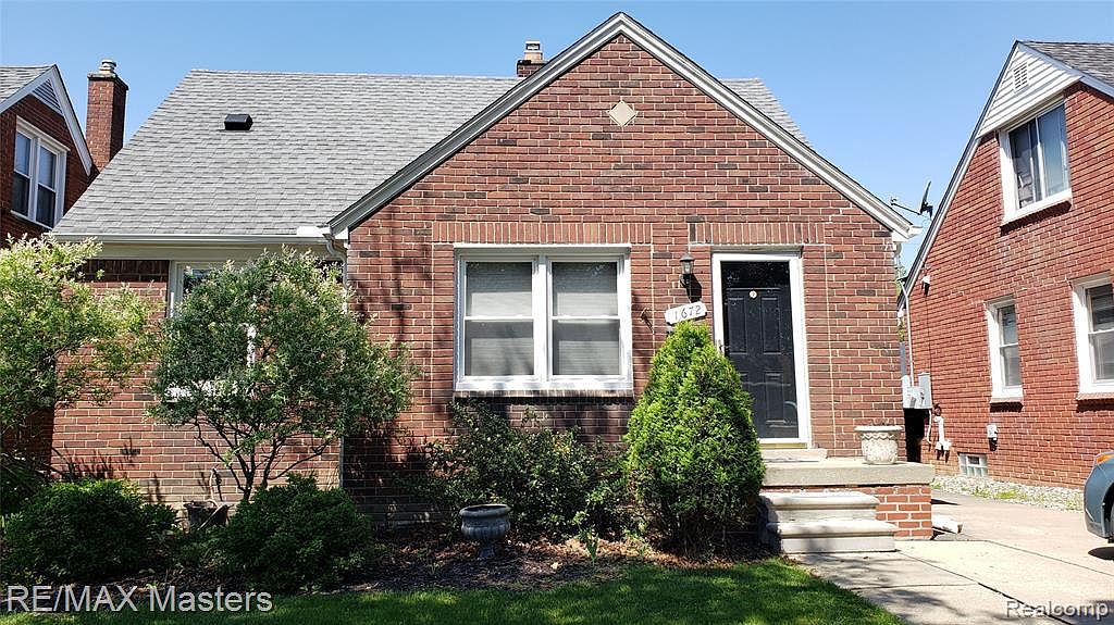 1672 18th St, Wyandotte, MI 48192 Zillow