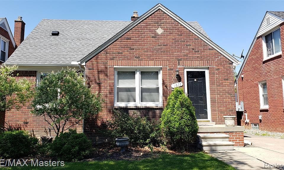 1st image of 1672 18th St