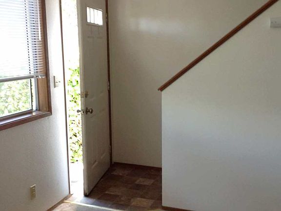 2nd image of 850 SE Midway Blvd APT 02