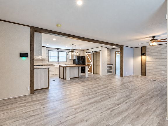 5th image of 5862 Jones Rd
