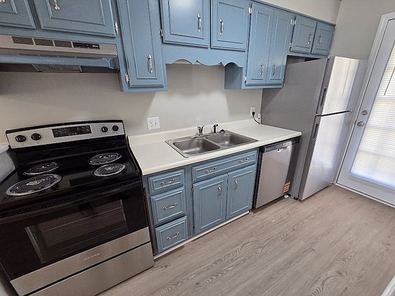 5th image of 230.5 Lanier Dr #219
