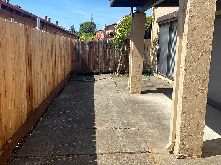 143 La Mancha Dr — Photo 21