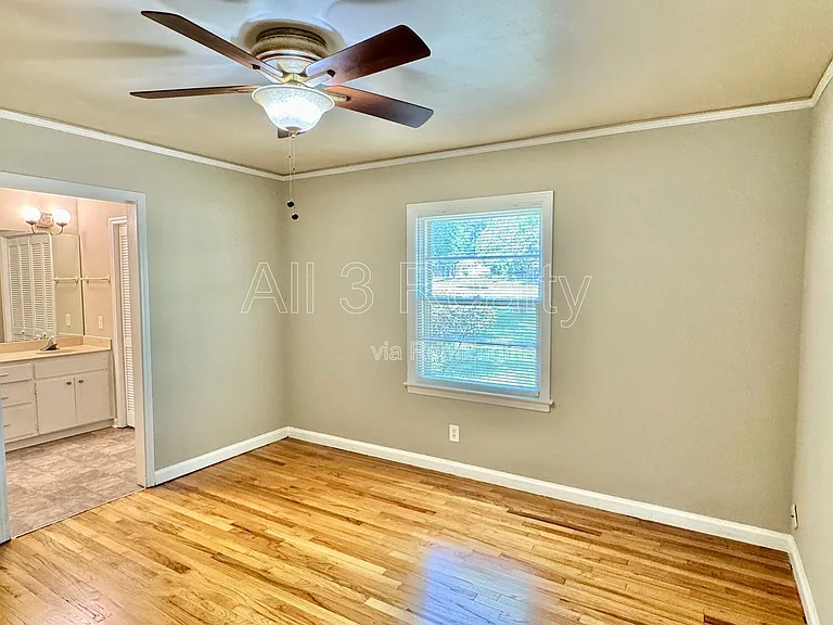 804 Hillman St — Photo 19