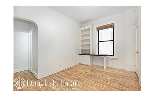 Rented by Douglas Elliman | media 18