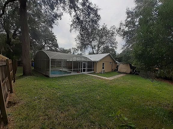 2nd image of 1455 6th St