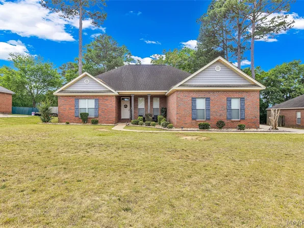 707 Pinetuckett Pkwy, Deatsville, AL 36022