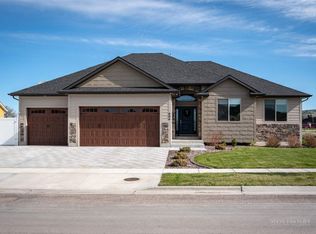604 Double Eagle Dr, Pocatello, ID 83204