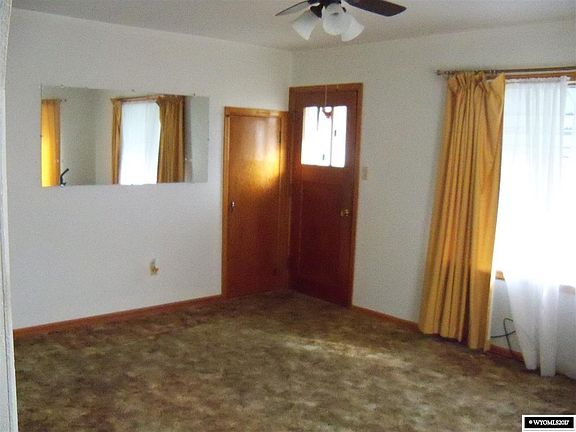 2nd image of 2218 E East St