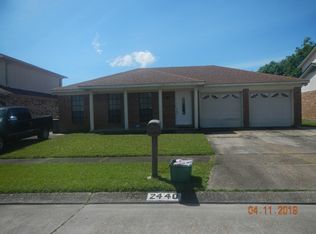 2440 Park Ln, Gretna, LA 70056