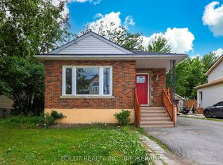 25 King St, Thorold, ON L2V 3T6