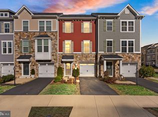 41688 McMonagle Sq, Aldie, VA 20105