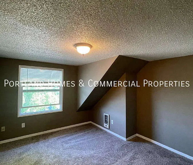 2456 NW Vaughn St #3 — Photo 12