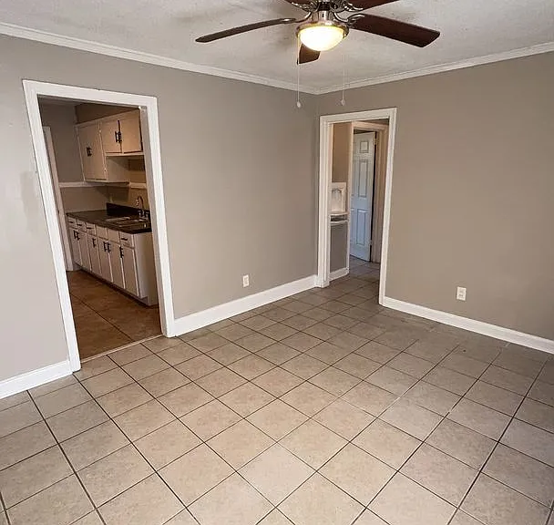 820 Keel Ave — Photo 5