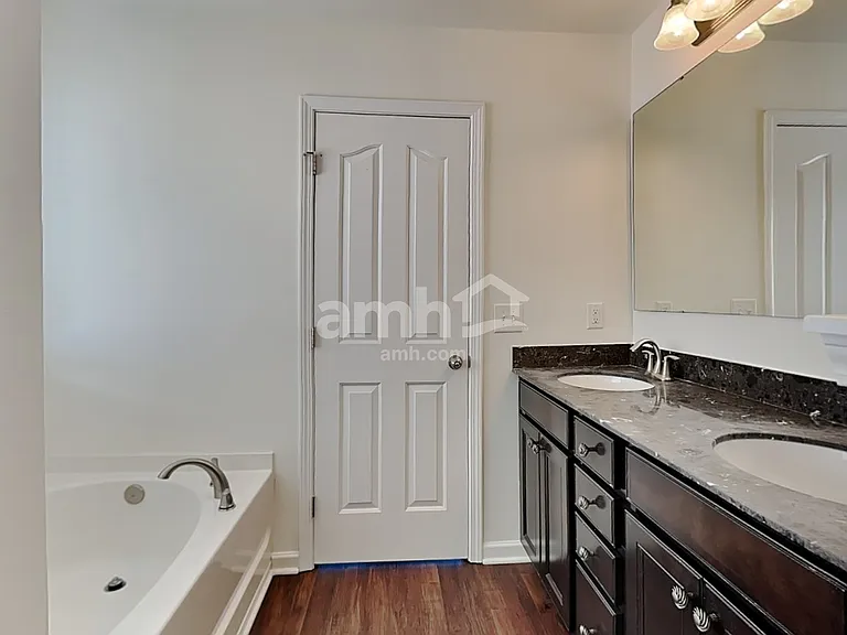 5312 Roshni Ter — Photo 16