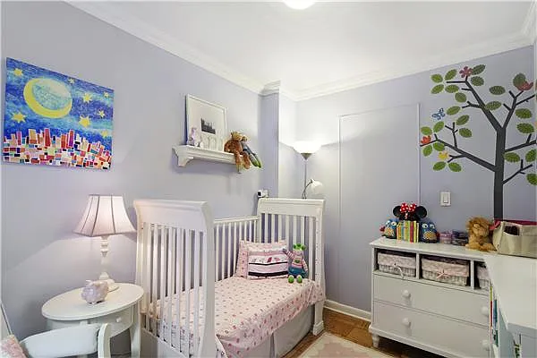 Sold by R New York | media 20