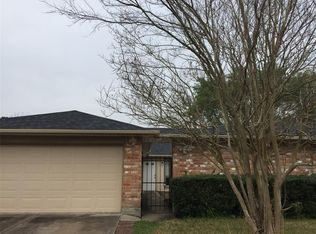 17319 Fife Ln, Webster, TX 77598
