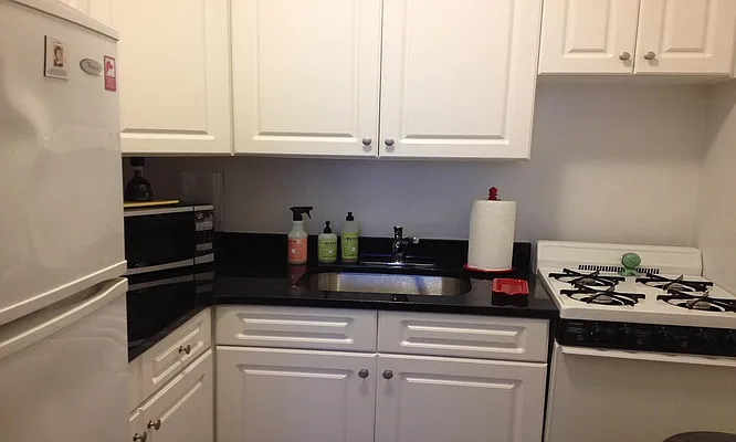 Rented by America Mecca Realty LLC | media 29