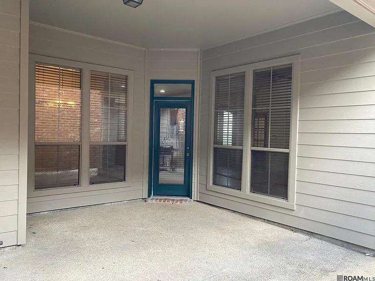 10655 Woodland Oaks Dr — Photo 24