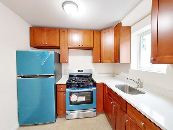 5th image of 841 E 220th St #1