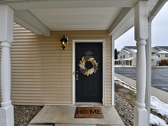 4th image of 410 Cedar Run