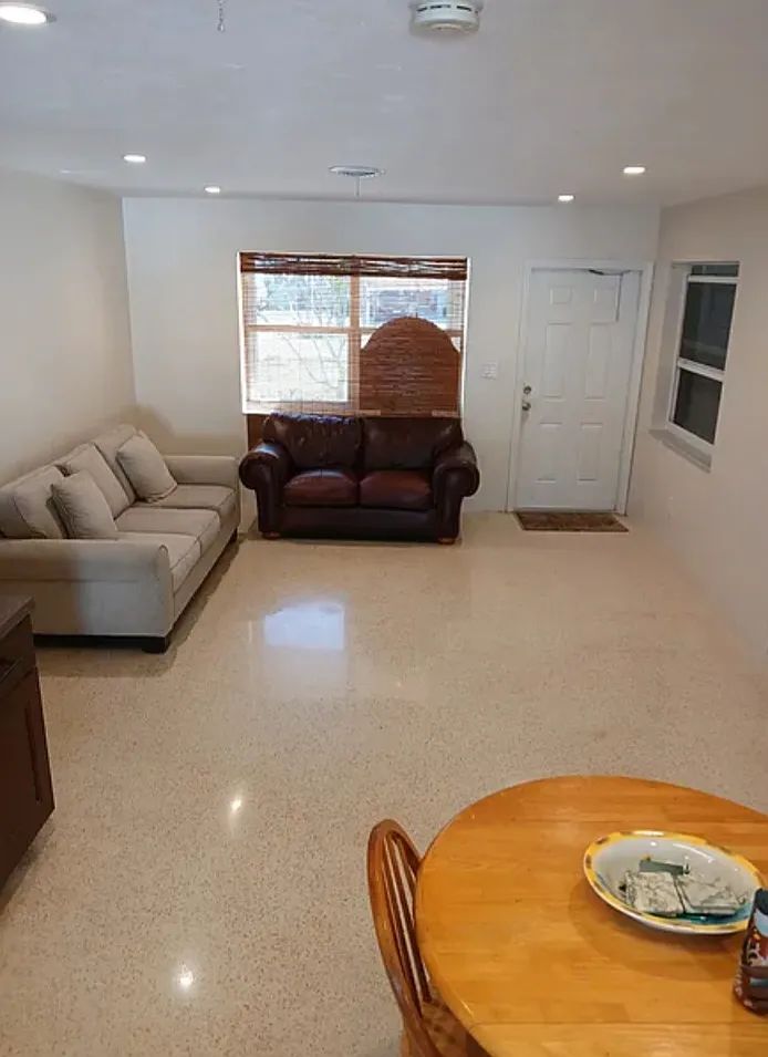 3 bed, 1138 sqft, $2,500 — Photo 4