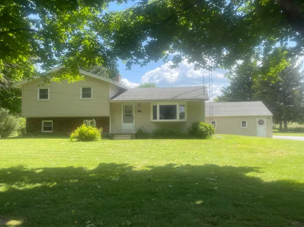 1885 S College Rd, Mason, MI 48854